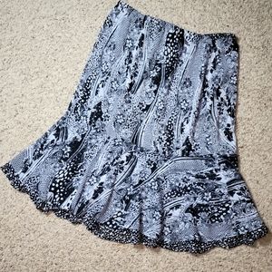 Reversible Skirt XL Elastic Band Flare Fit Full Length Black White Floral